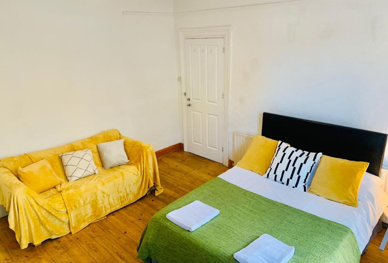 Balham, South London Spacious Guest House 1, 6 Rooms Available Екстериор снимка