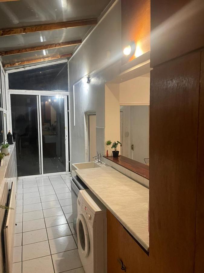 Balham, South London Spacious Guest House 1, 6 Rooms Available Екстериор снимка