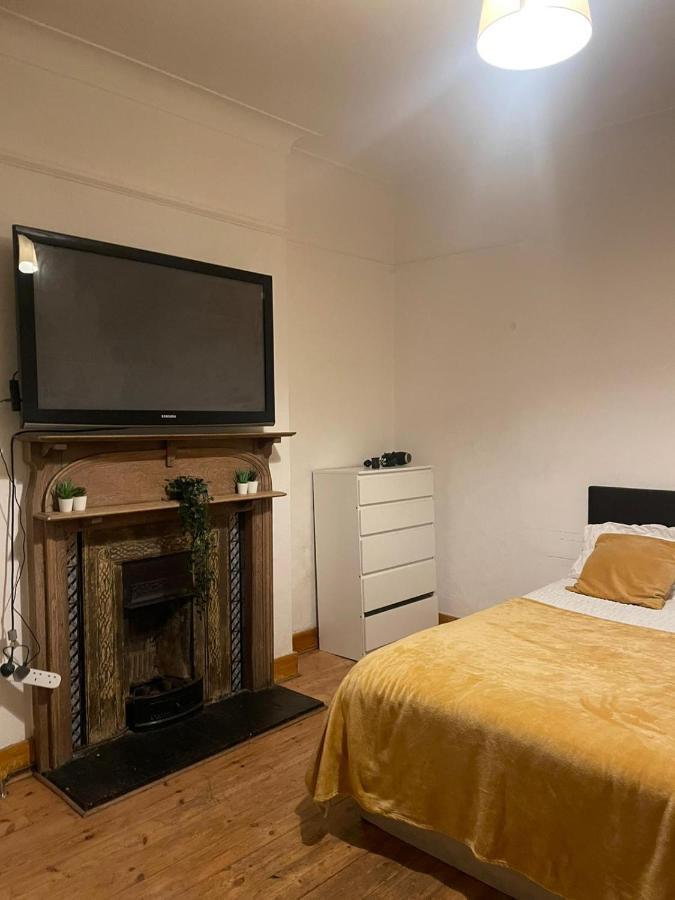 Balham, South London Spacious Guest House 1, 6 Rooms Available Екстериор снимка