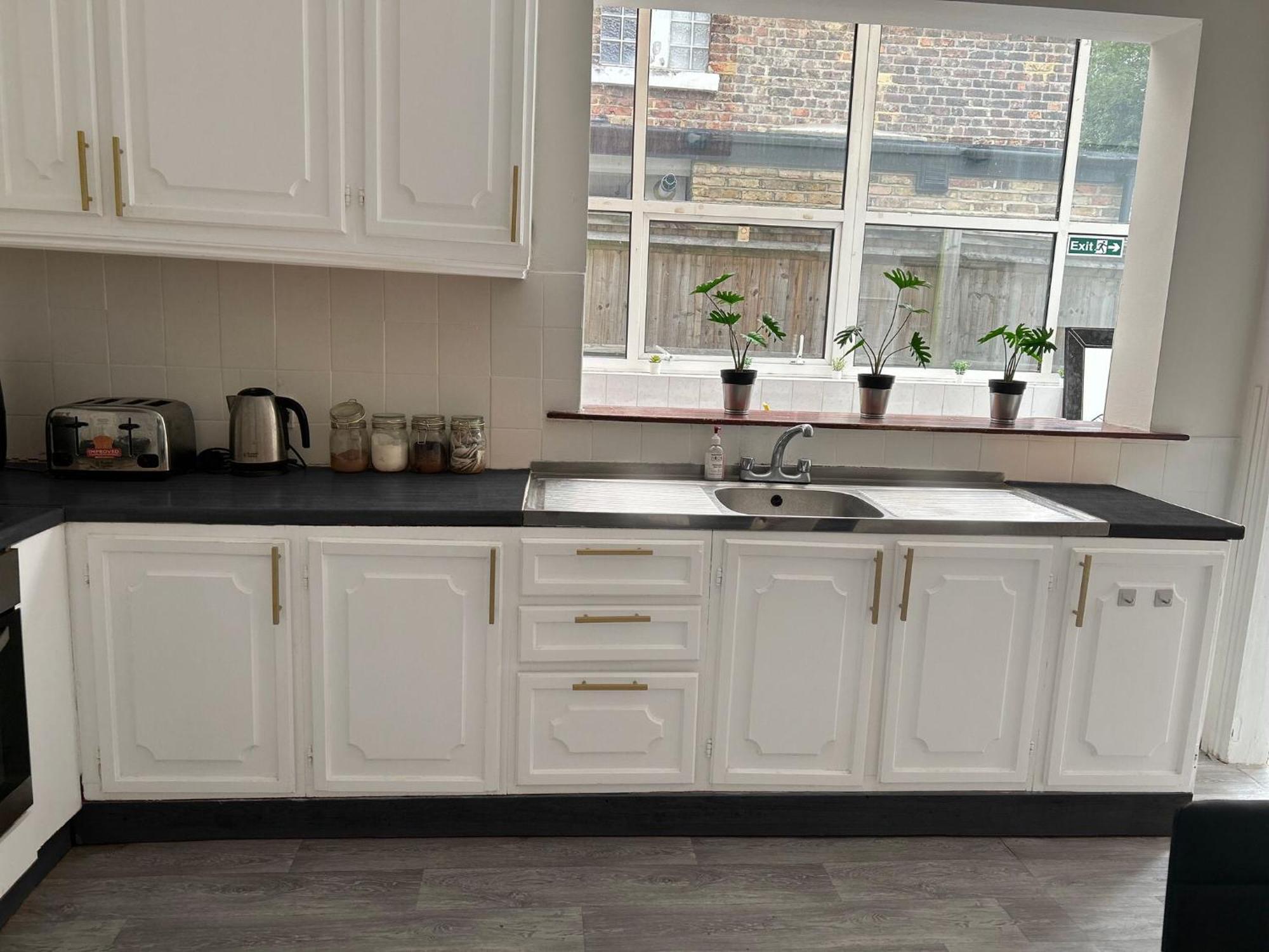 Balham, South London Spacious Guest House 1, 6 Rooms Available Екстериор снимка
